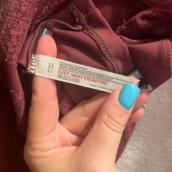 ✨Free People Intimately Long Sleeve Lace Sz Large Maroon Top✨ - Picture 8 of 9